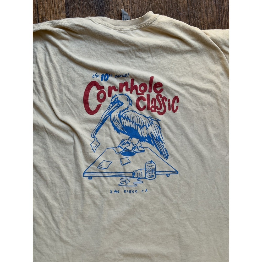 Men's Cornhole Classic T-Shirt Beige 2XL Logo Spell-Out Game Hand San Diego